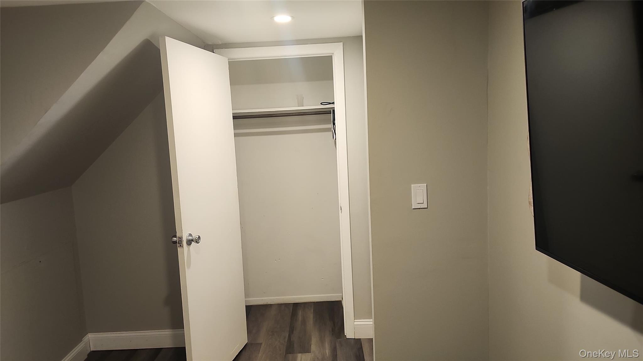 1530 Herzel Boulevard – For Rent photo 3