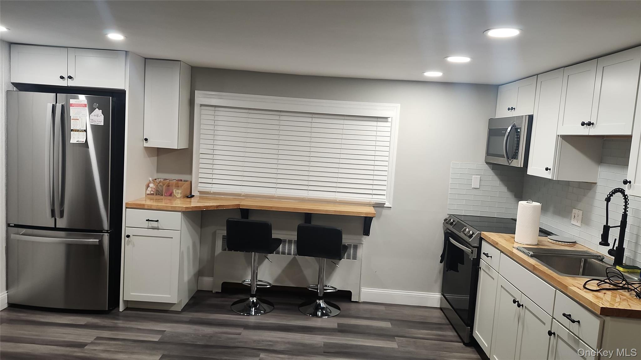 1530 Herzel Boulevard – For Rent photo 9