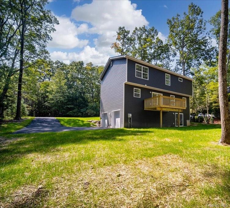 17 Mountain Top Road – For Sale photo 2