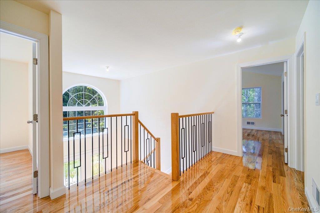 17 Mountain Top Road – For Sale photo 12