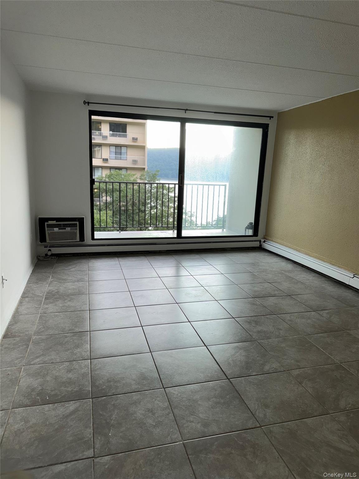 1116 Warburton Avenue, Unit 2G photo 12