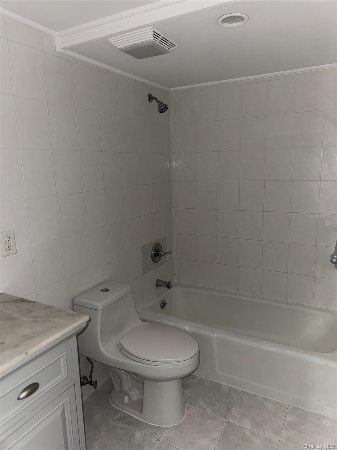 1116 Warburton Avenue, Unit 2G photo 24