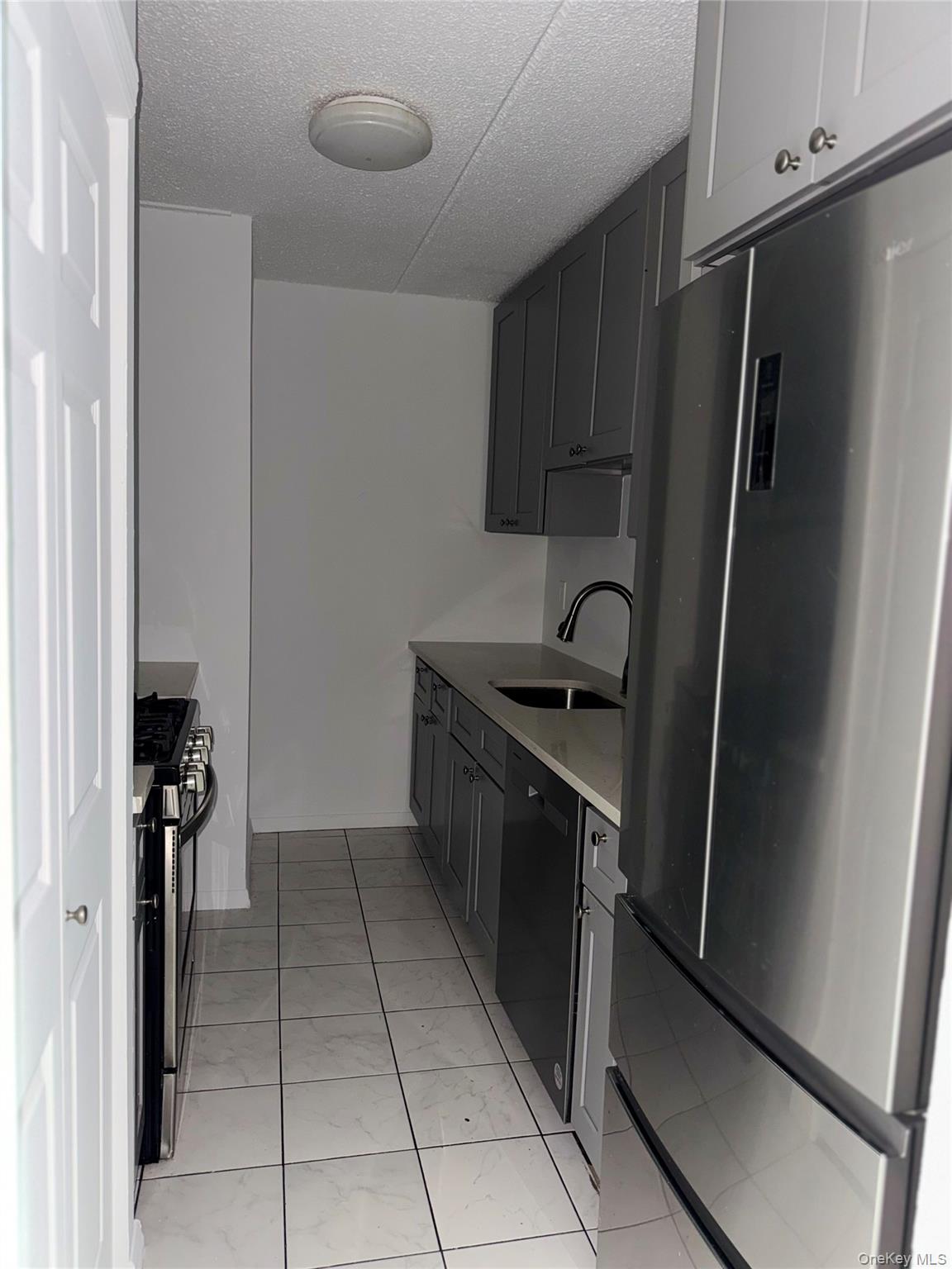 1116 Warburton Avenue, Unit 2G photo 29