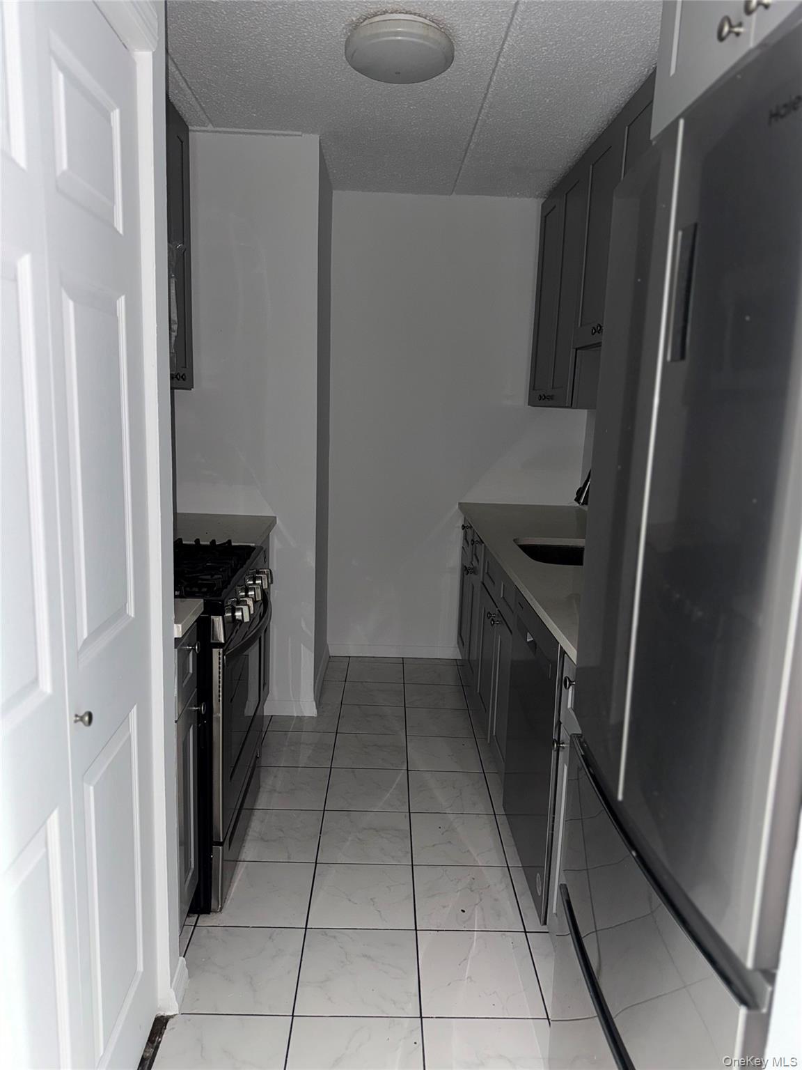 1116 Warburton Avenue, Unit 2G photo 30