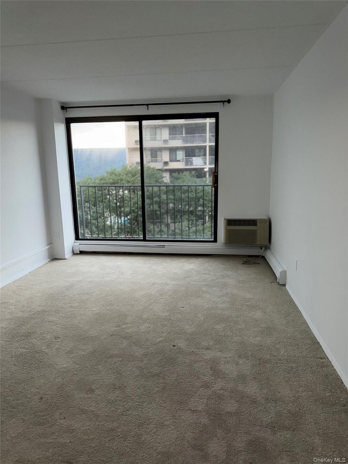 1116 Warburton Avenue, Unit 2G photo 4