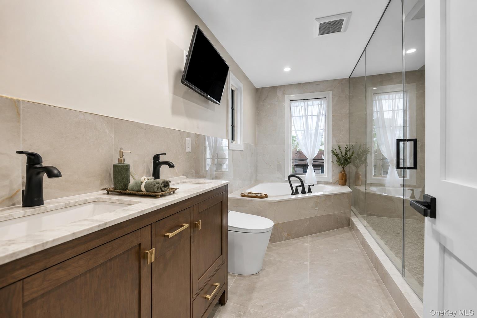 22 Elderberry Lane – For Sale photo 13