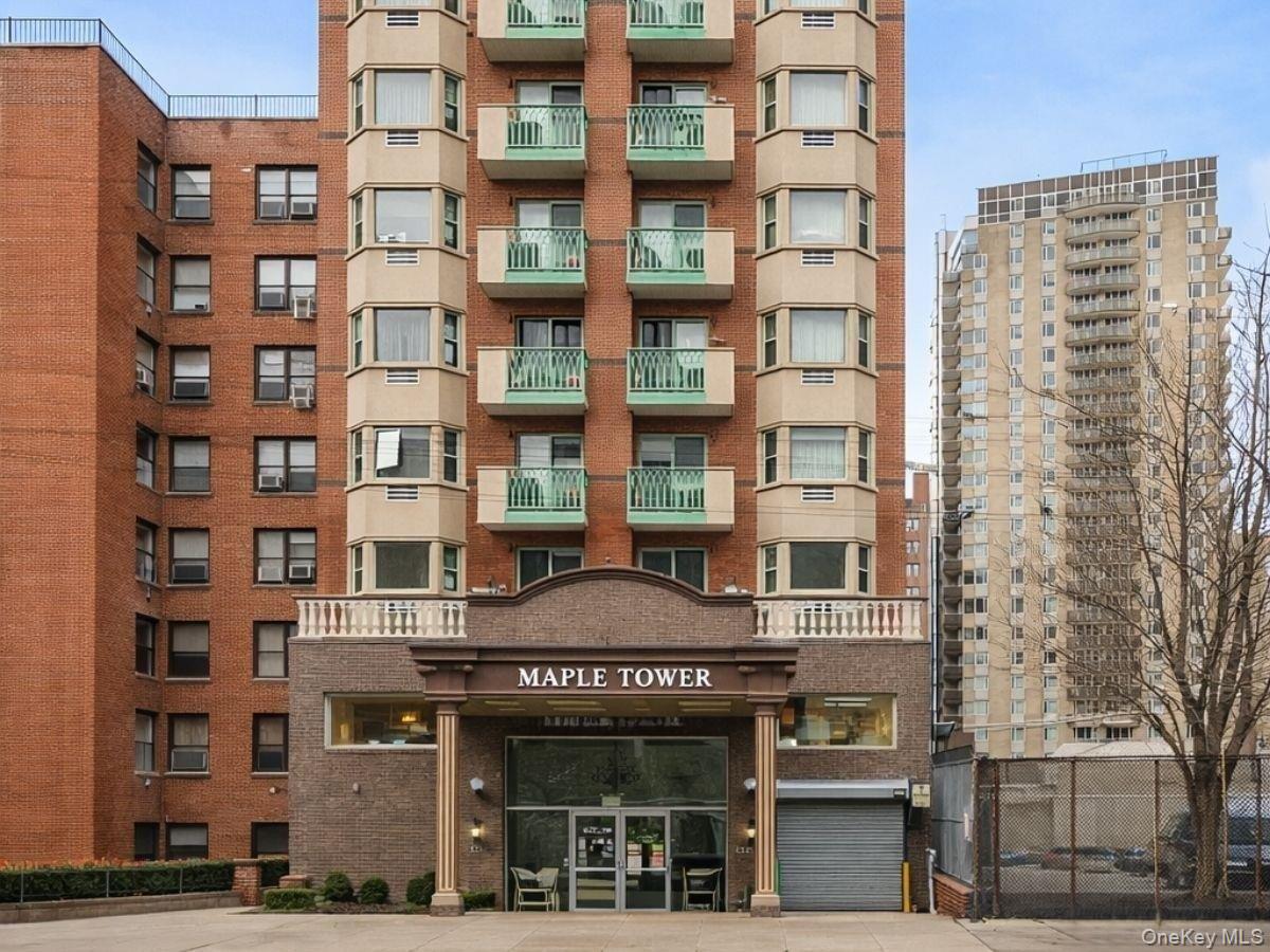 134-43 Maple Avenue, Unit 2B photo 2