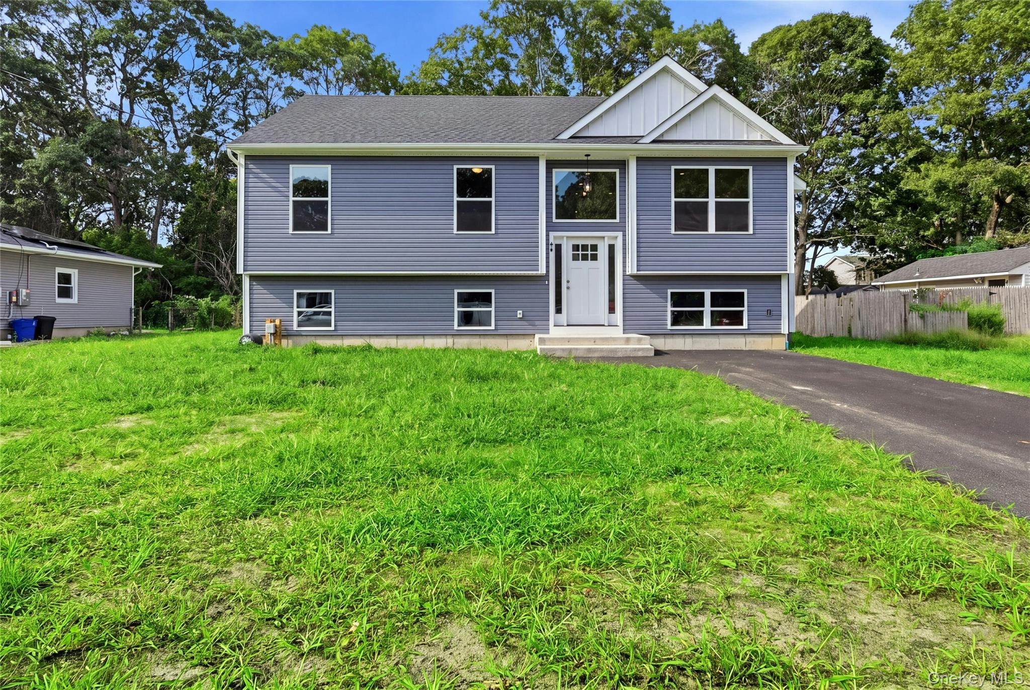 34 Malba Drive – For Sale photo 2