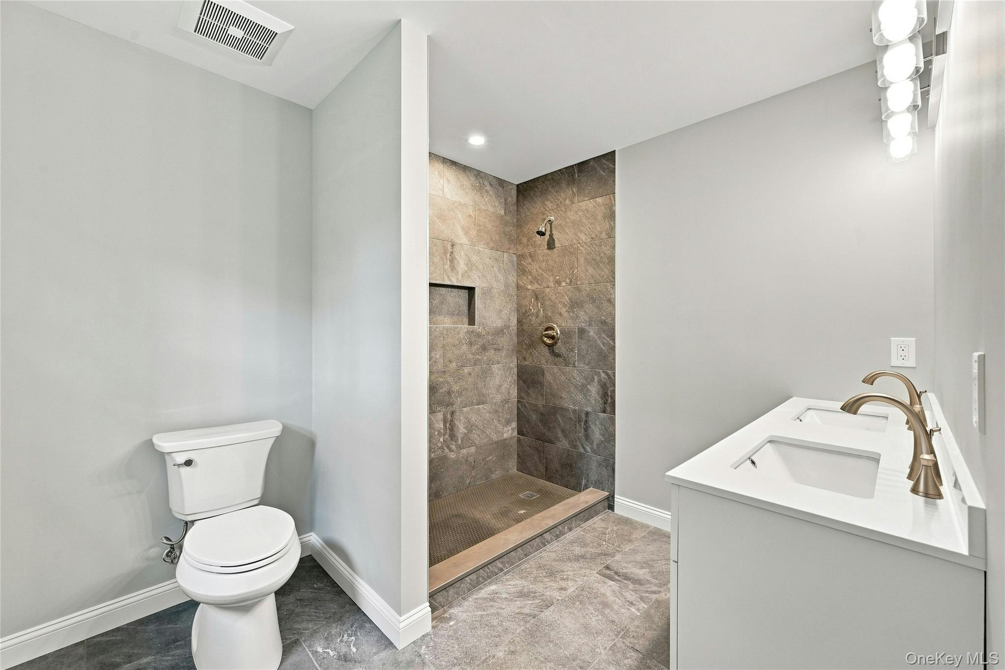 34 Malba Drive – For Sale photo 20