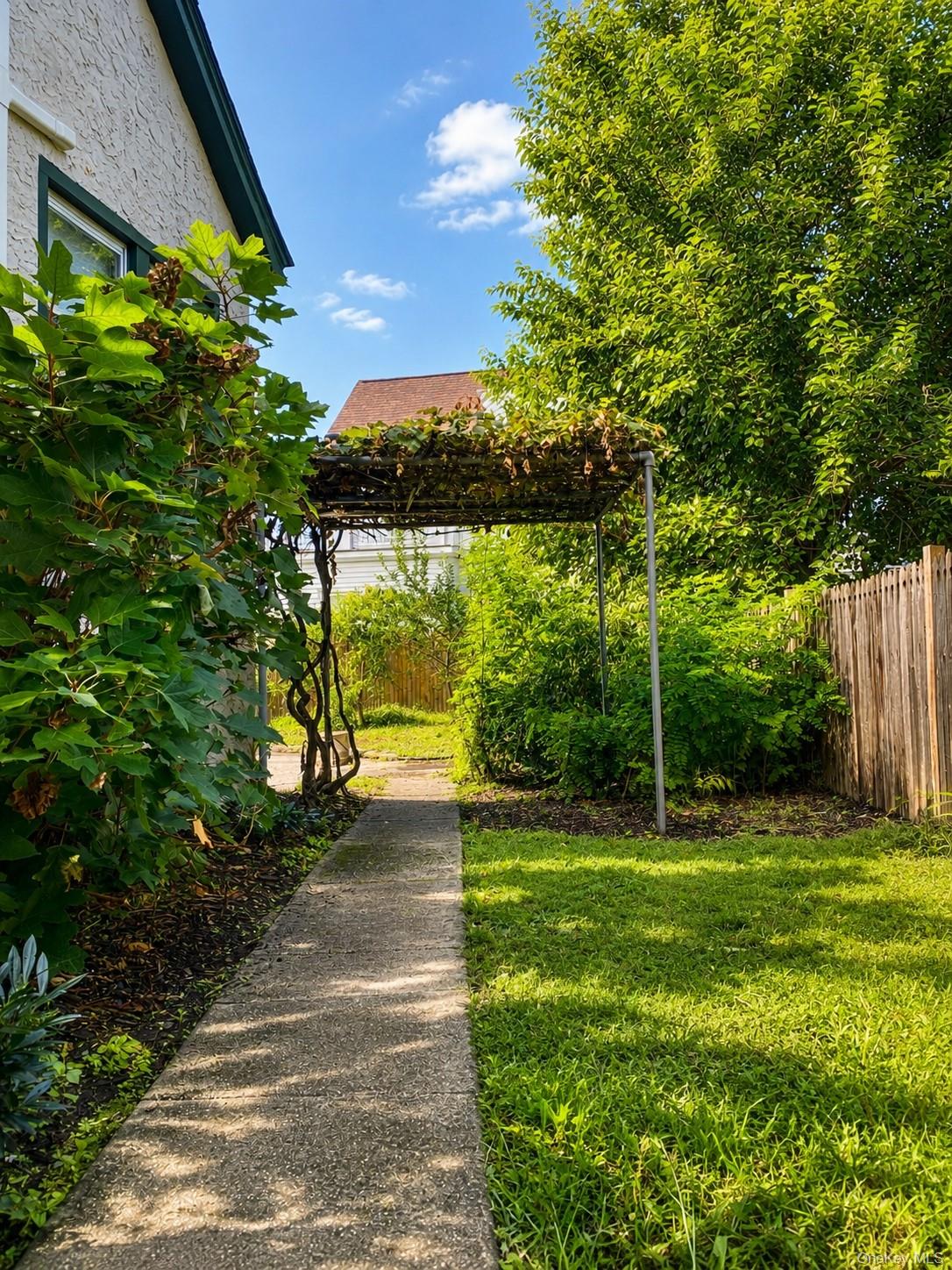119 Franklin Avenue – For Sale photo 23