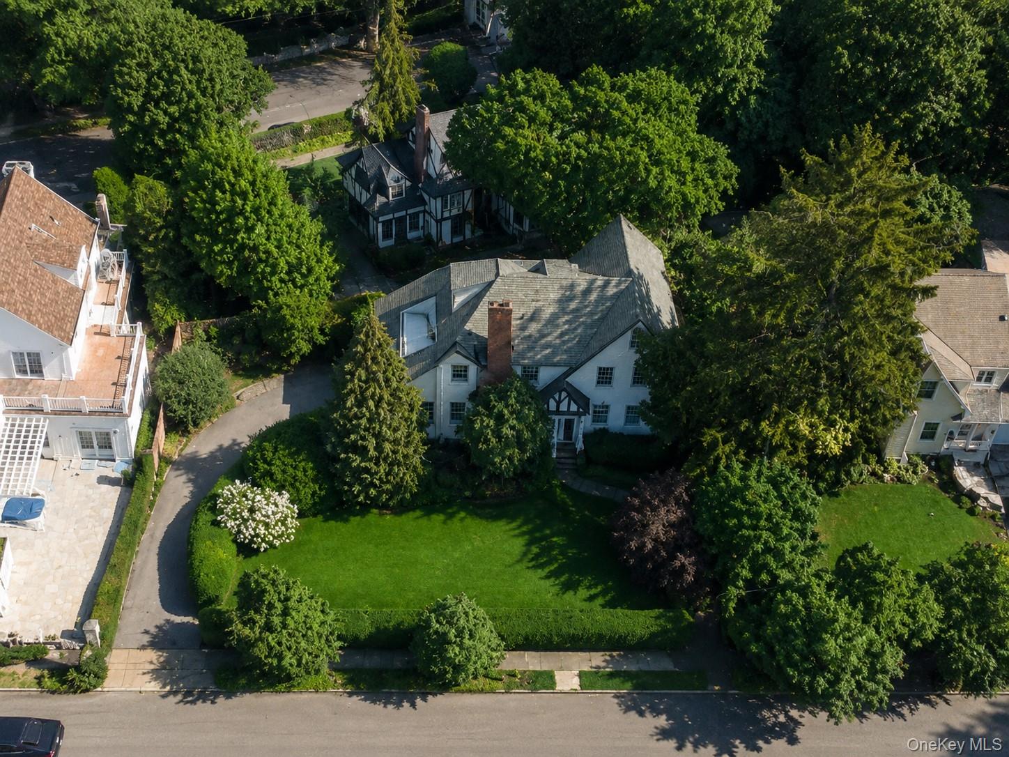 119 Franklin Avenue – For Sale photo 8