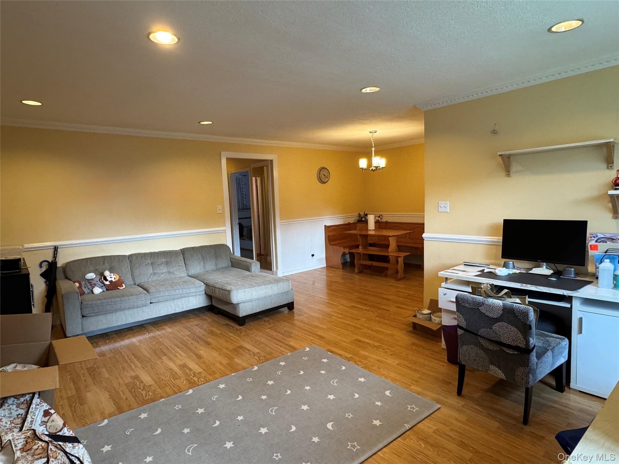 150-66 Jewel Avenue, Unit 79B photo 2