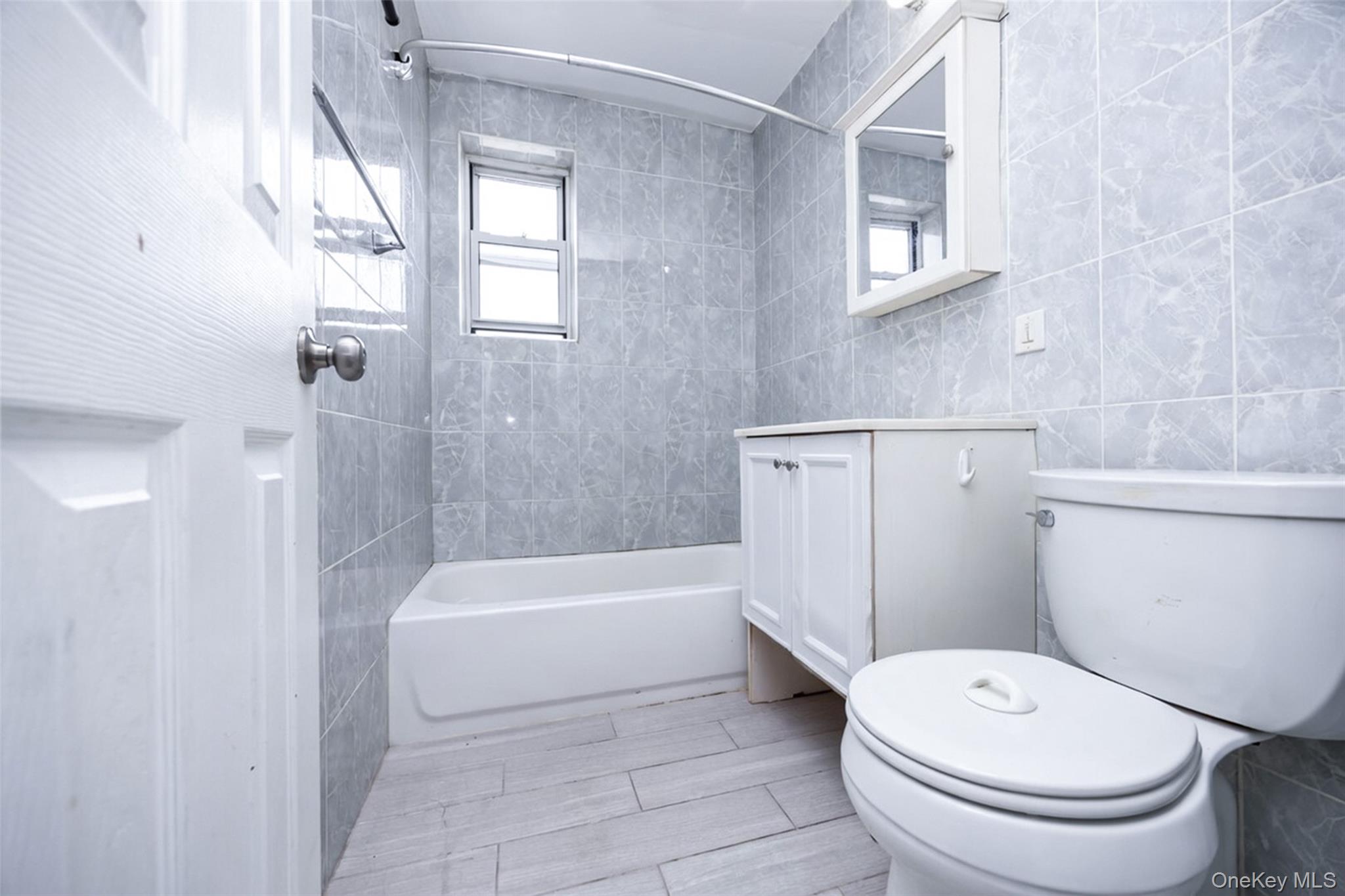 69-12 140th Street, Unit 2C photo 8