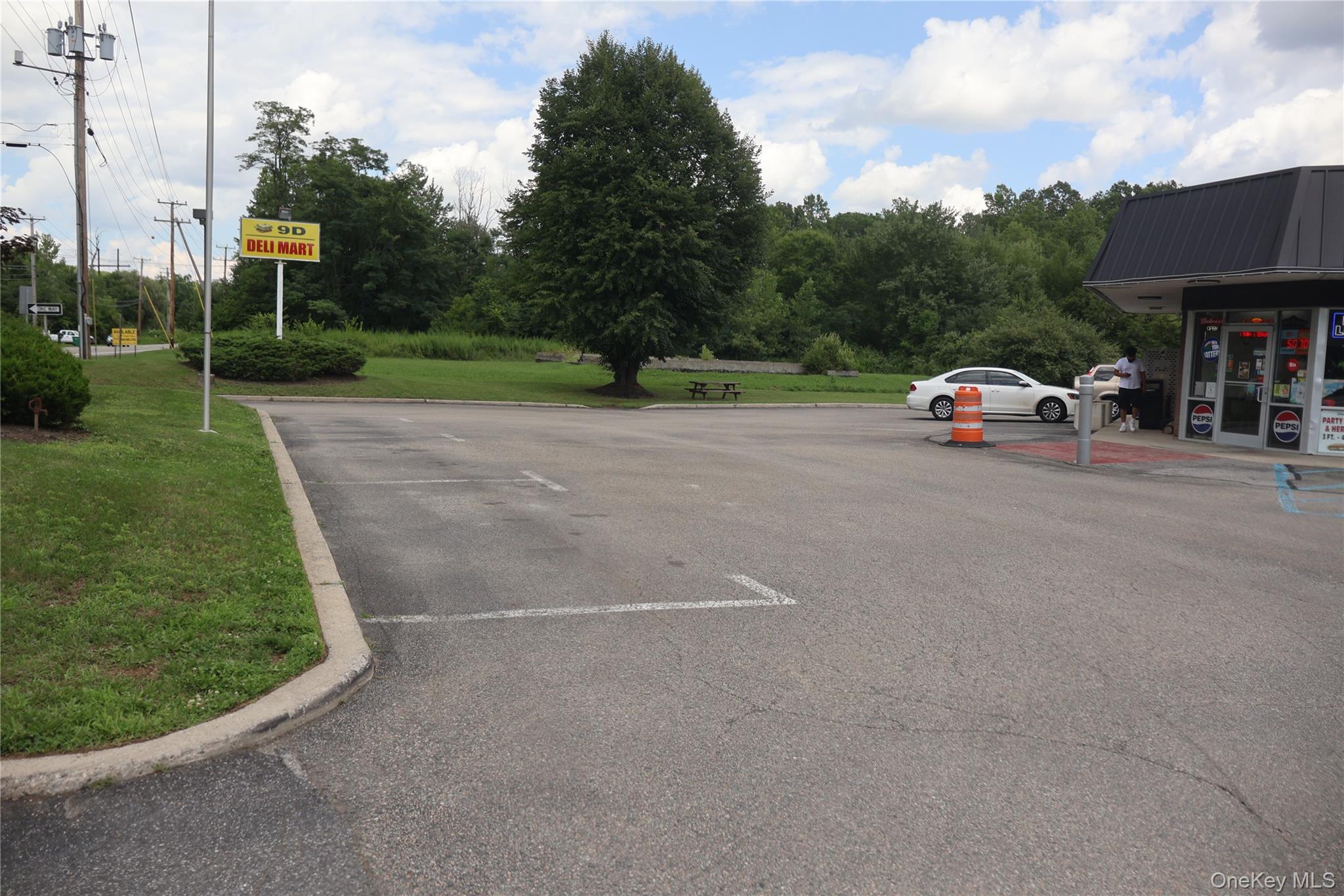 2048 Route 9D – For Sale photo 4