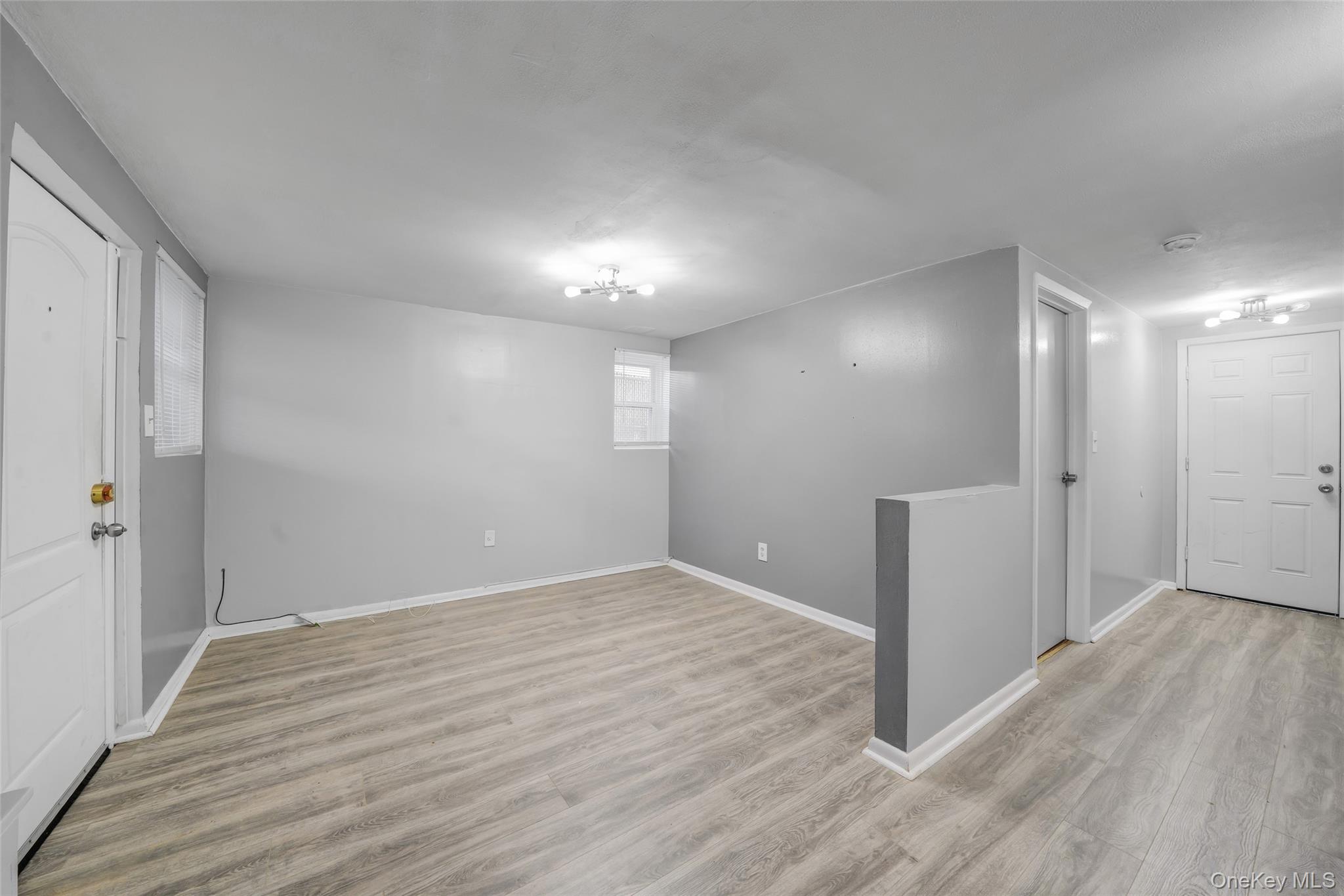 1318 East 58th Street, Unit 1 photo 2