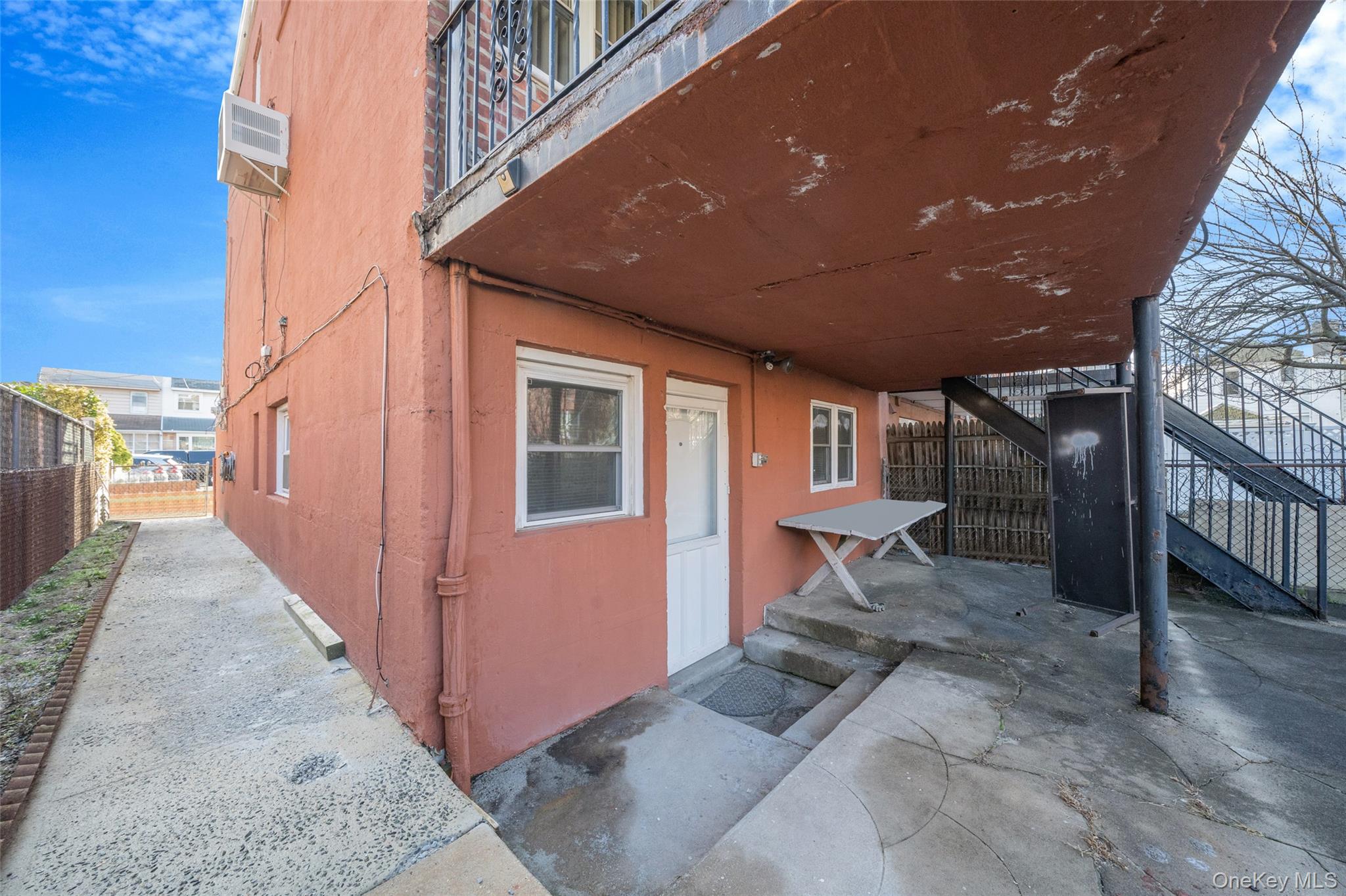 1318 East 58th Street, Unit 1 photo 11