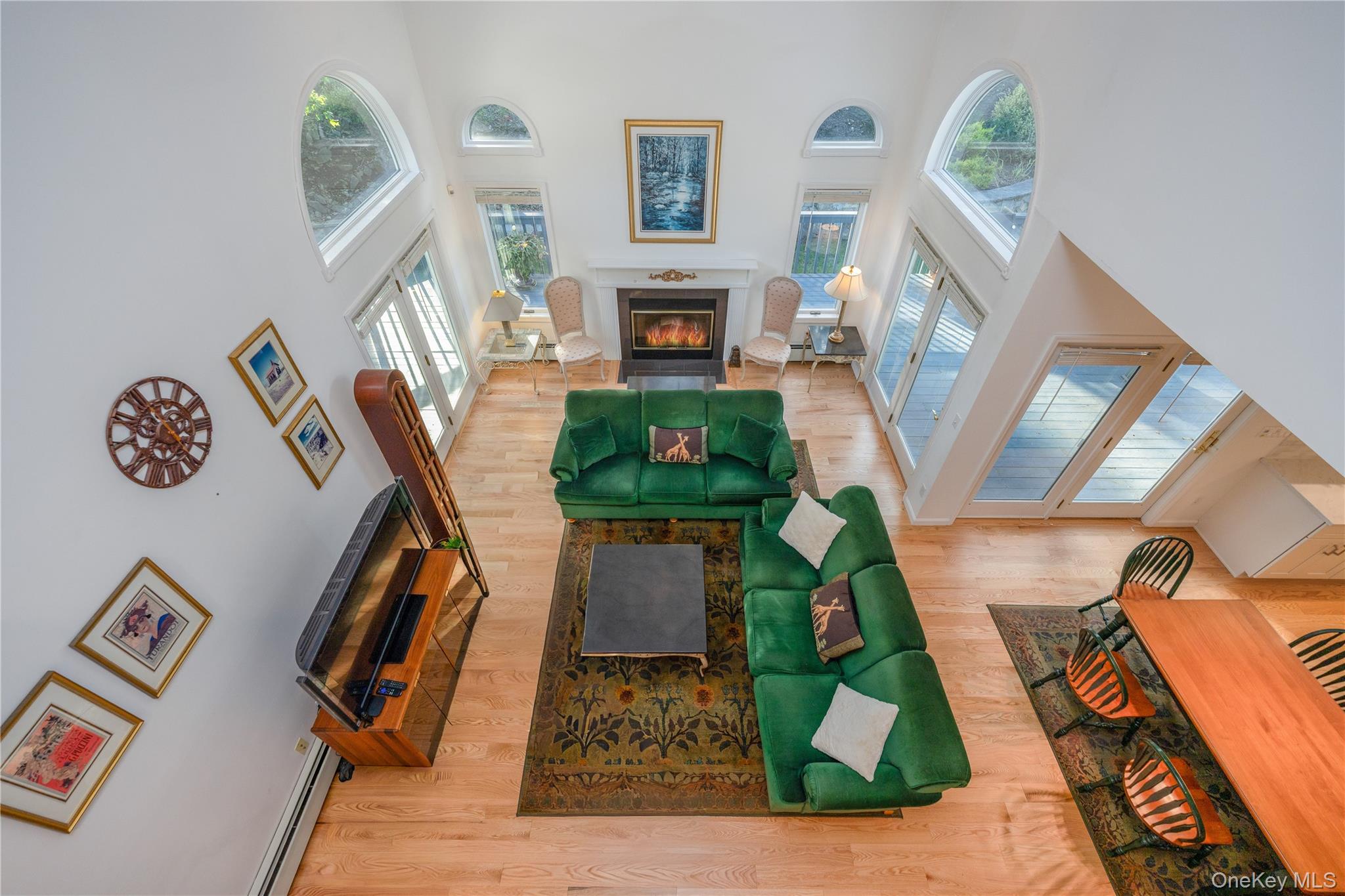 11 Hawk Nest Road – For Sale photo 2