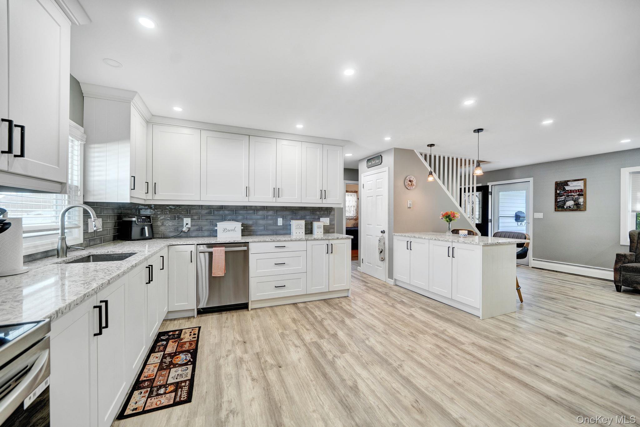 103 Queens Avenue – For Sale photo 7