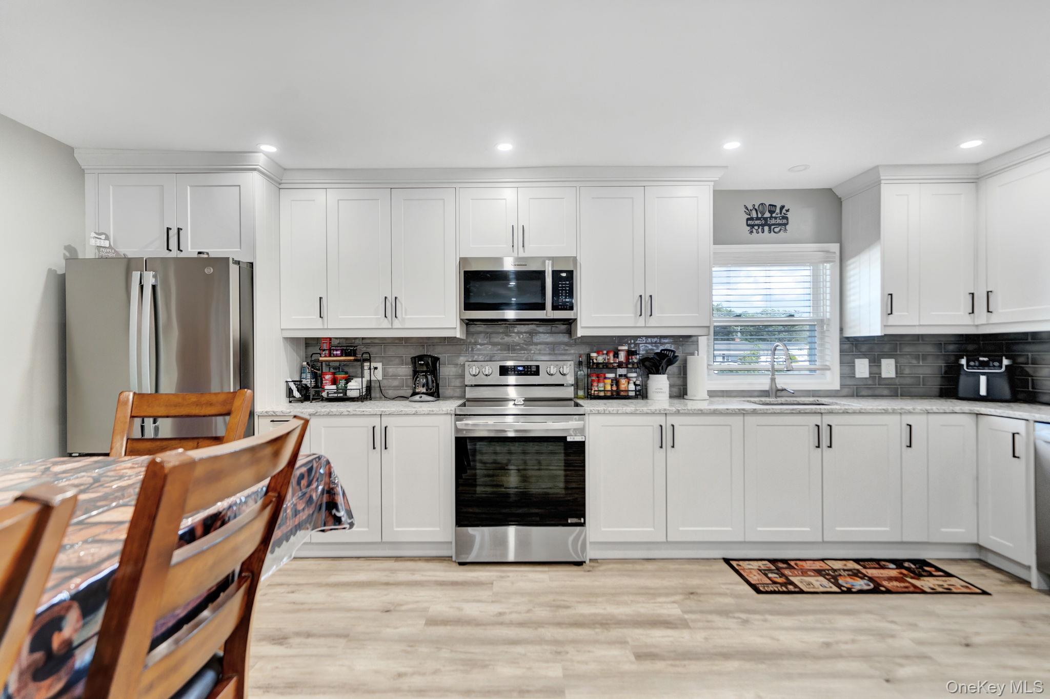 103 Queens Avenue – For Sale photo 9