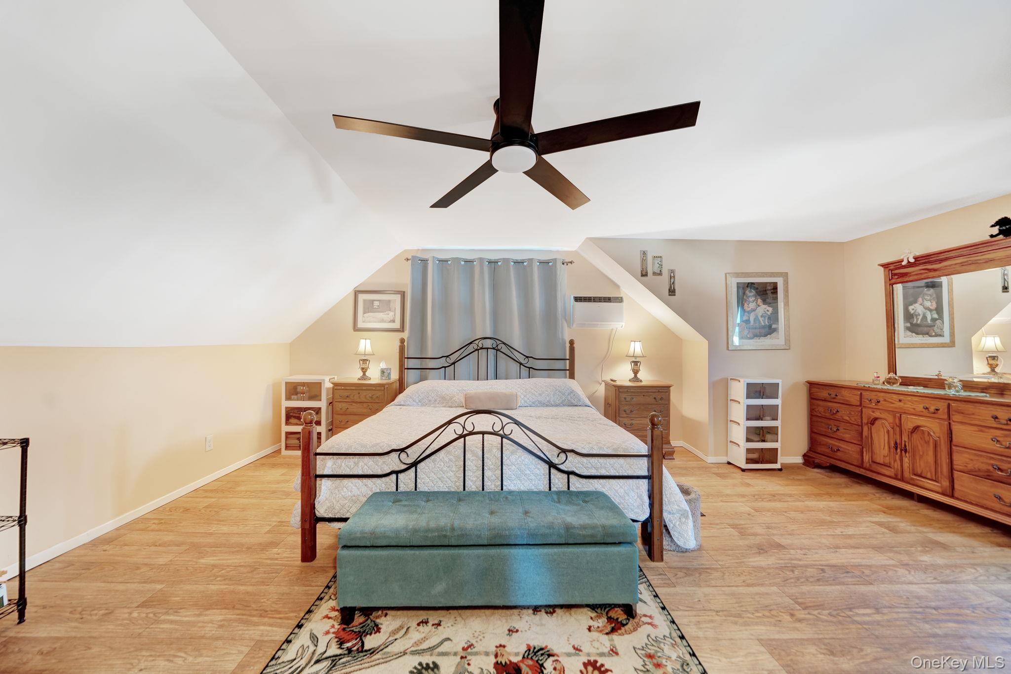 103 Queens Avenue – For Sale photo 25