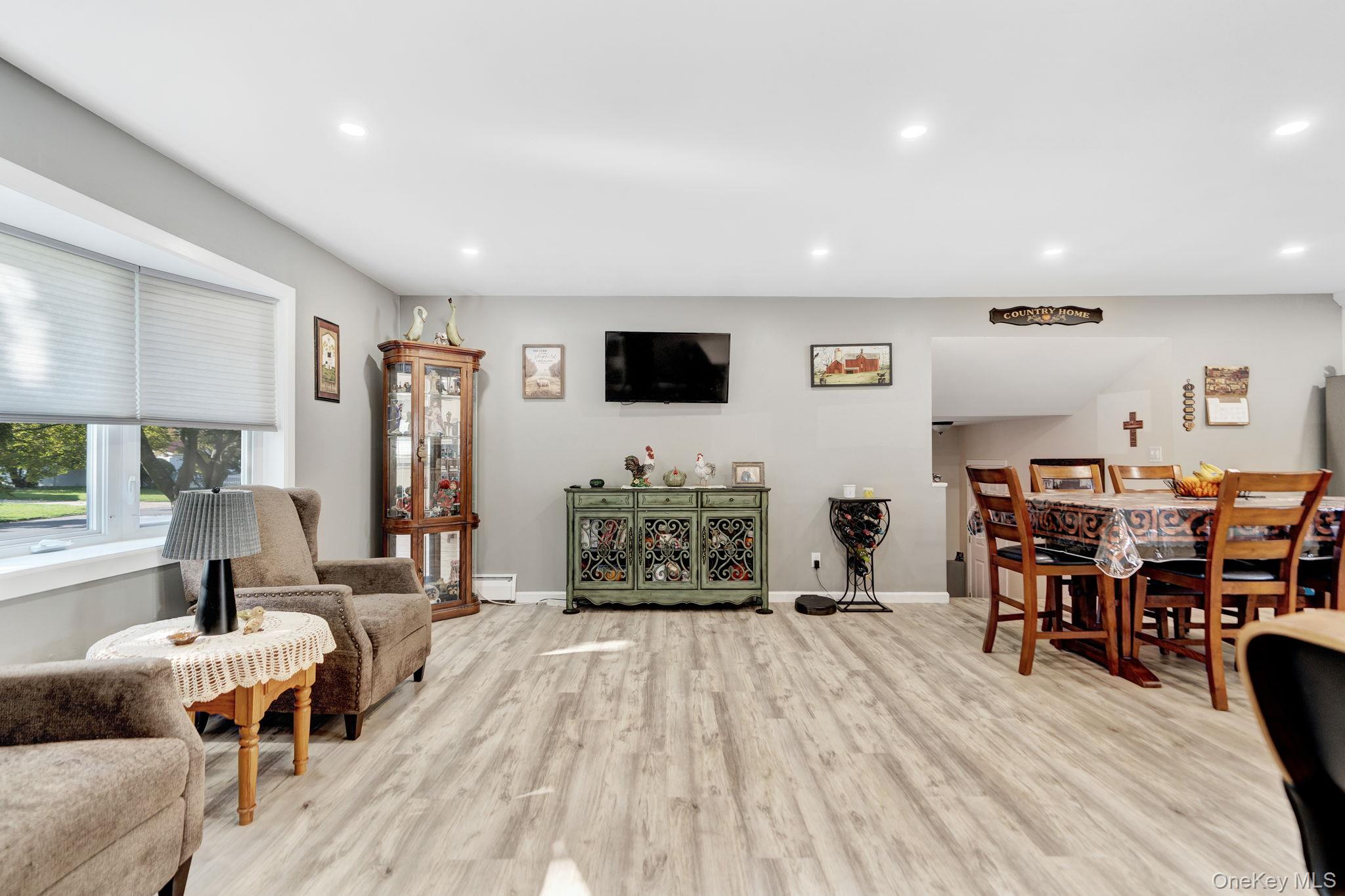 103 Queens Avenue – For Sale photo 11