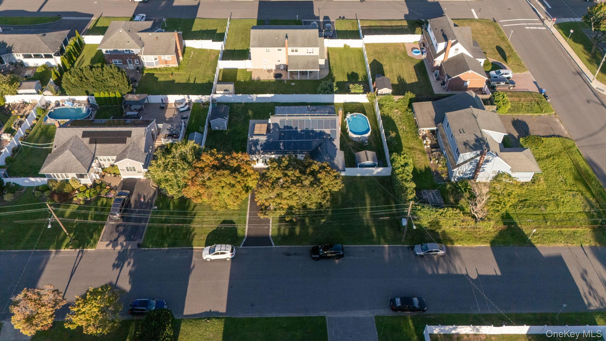 103 Queens Avenue – For Sale photo 40