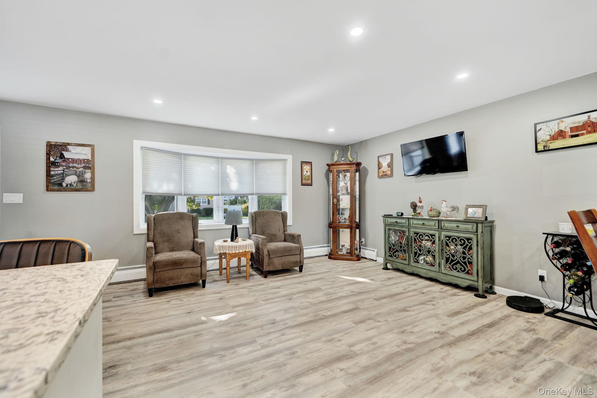 103 Queens Avenue – For Sale photo 12