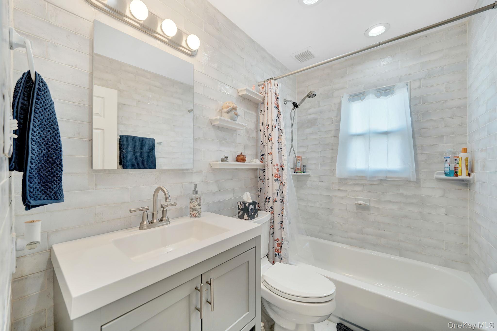 103 Queens Avenue – For Sale photo 20