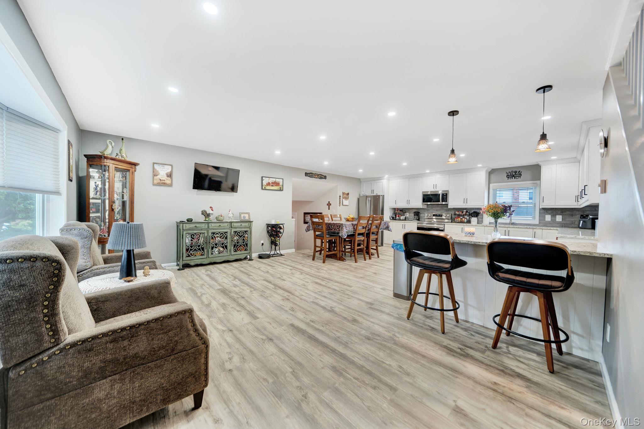 103 Queens Avenue – For Sale photo 5