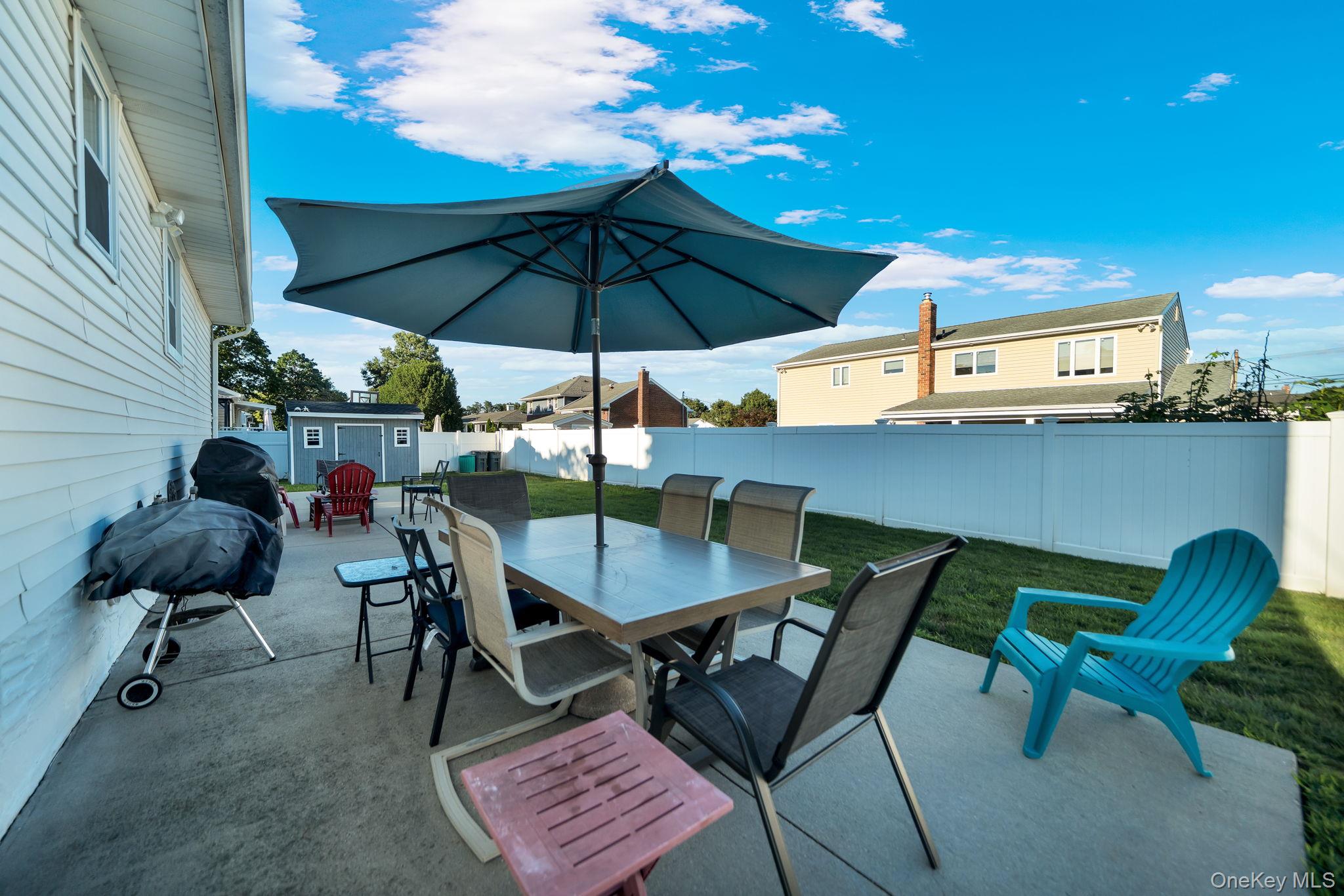 103 Queens Avenue – For Sale photo 37