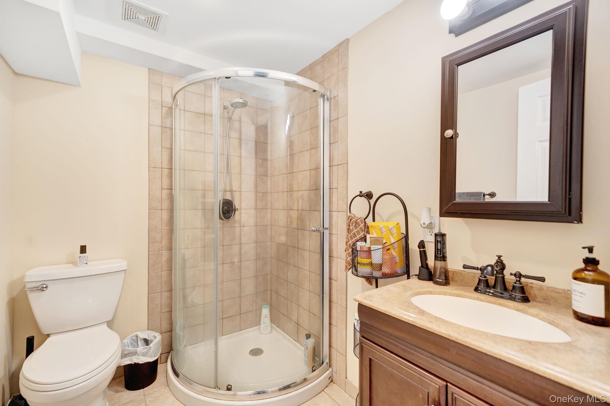103 Queens Avenue – For Sale photo 33