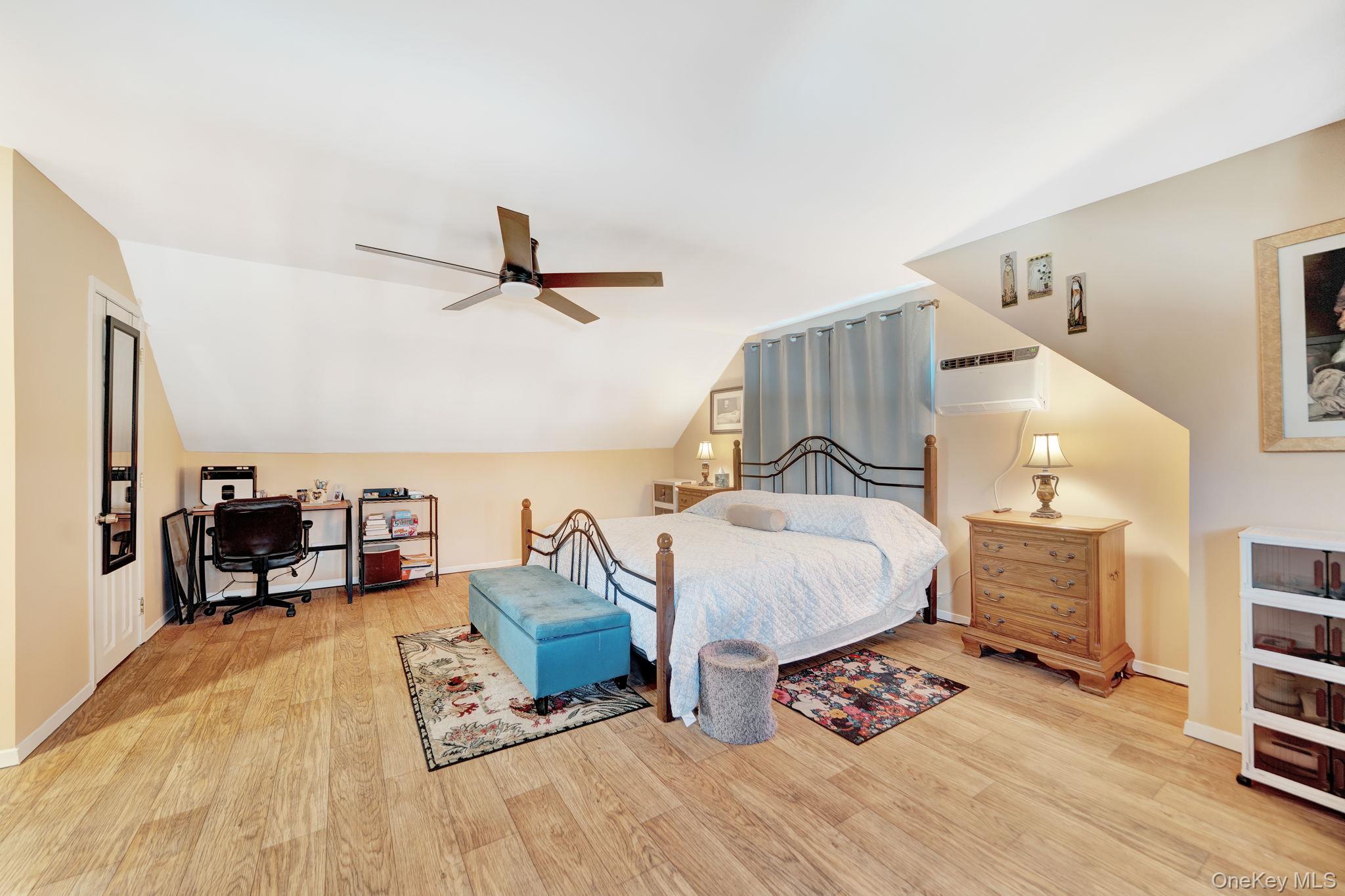 103 Queens Avenue – For Sale photo 27