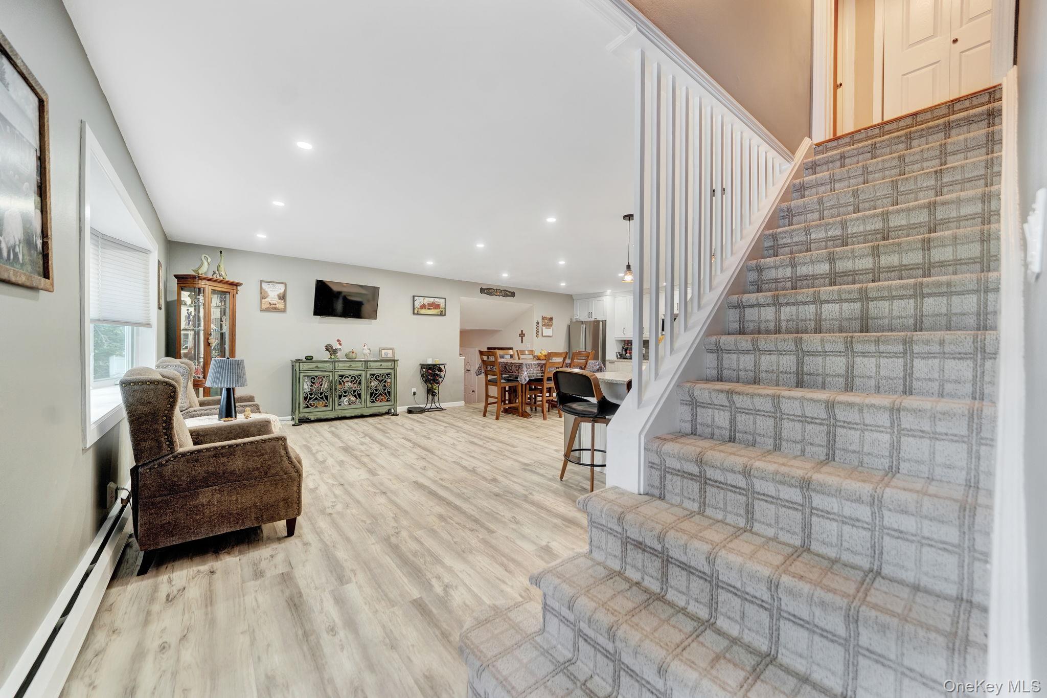 103 Queens Avenue – For Sale photo 4