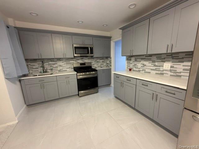 15209 118th Avenue – For Sale photo 3