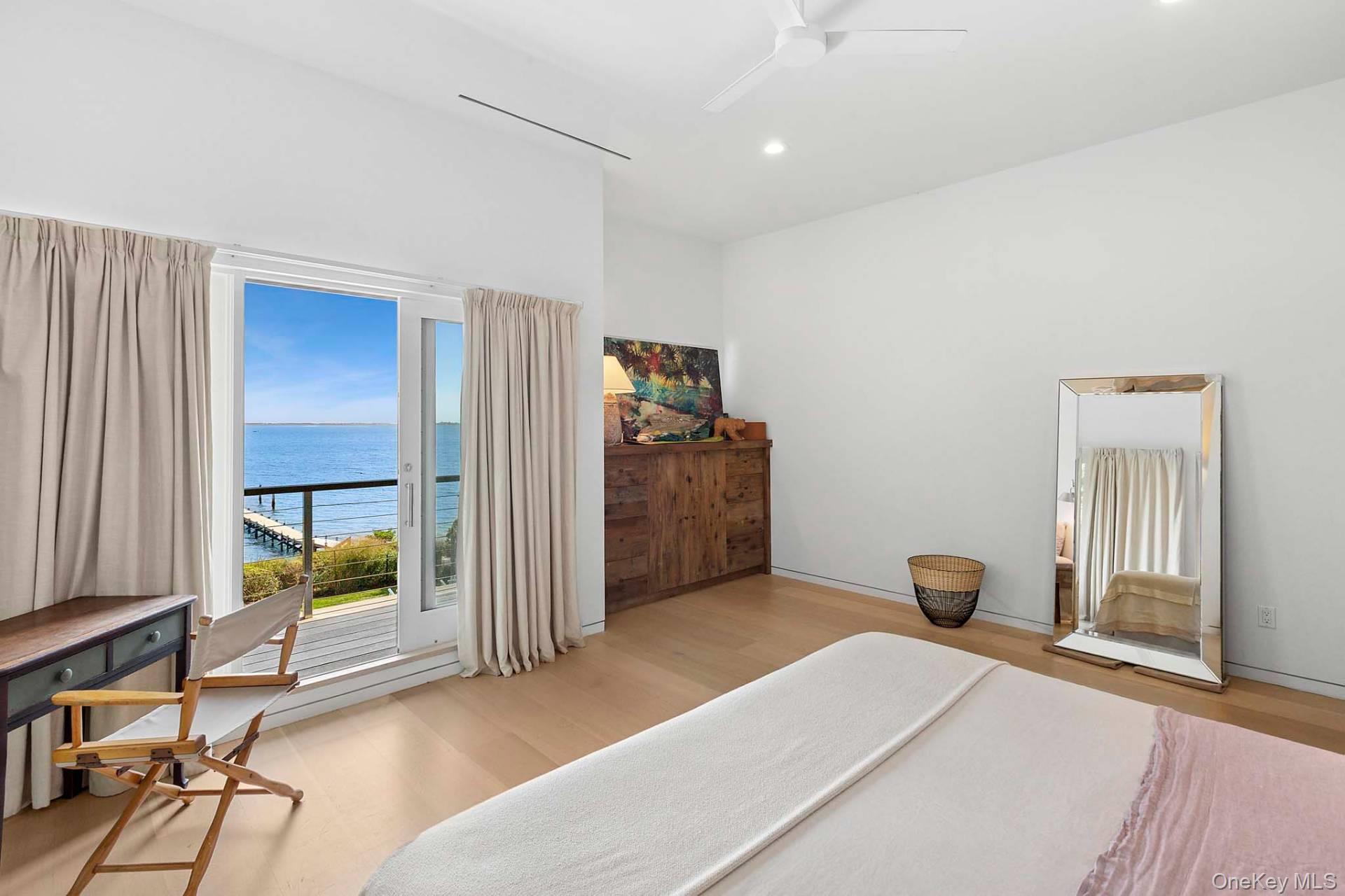 6 & 8 Russell Lane – For Rent photo 17