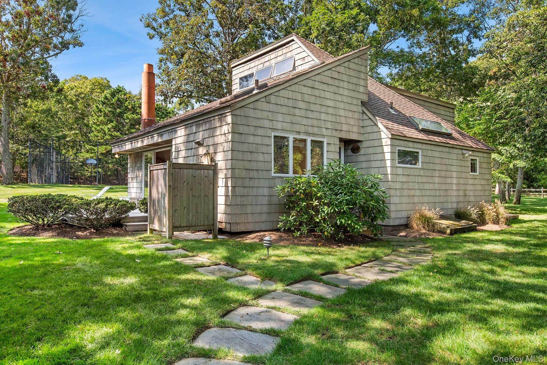 6 & 8 Russell Lane – For Rent photo 24