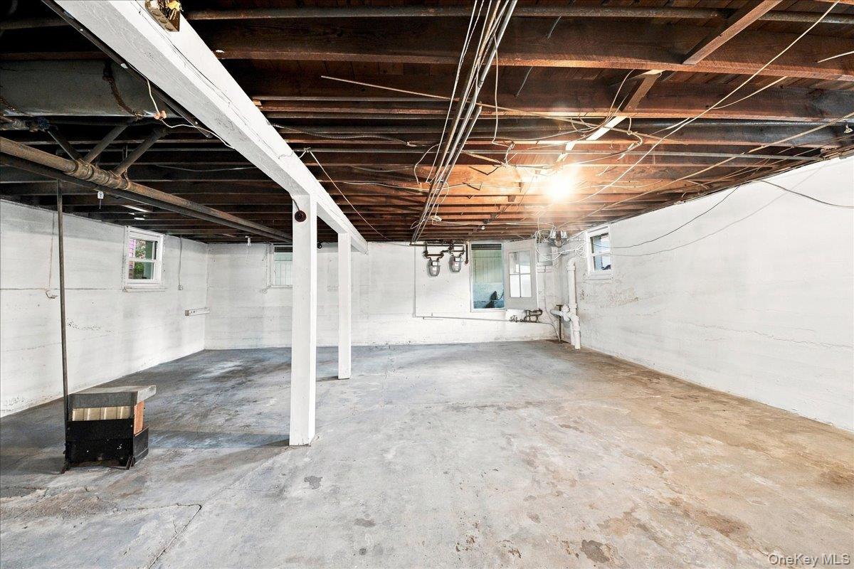860 Hollywood Avenue – For Sale photo 25