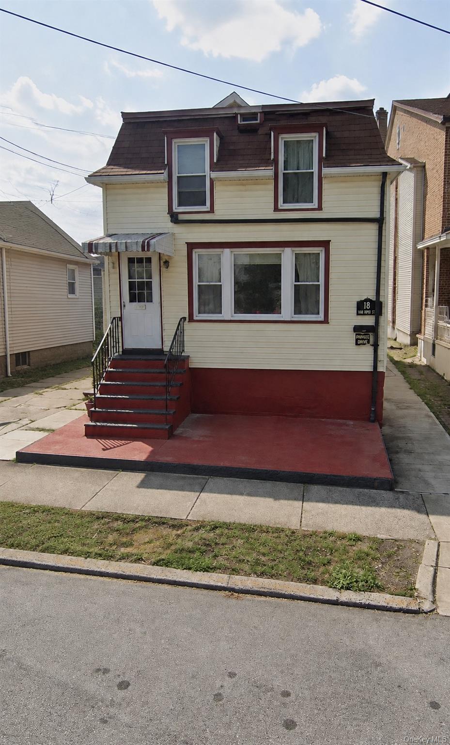 18 Van Riper Street – For Sale