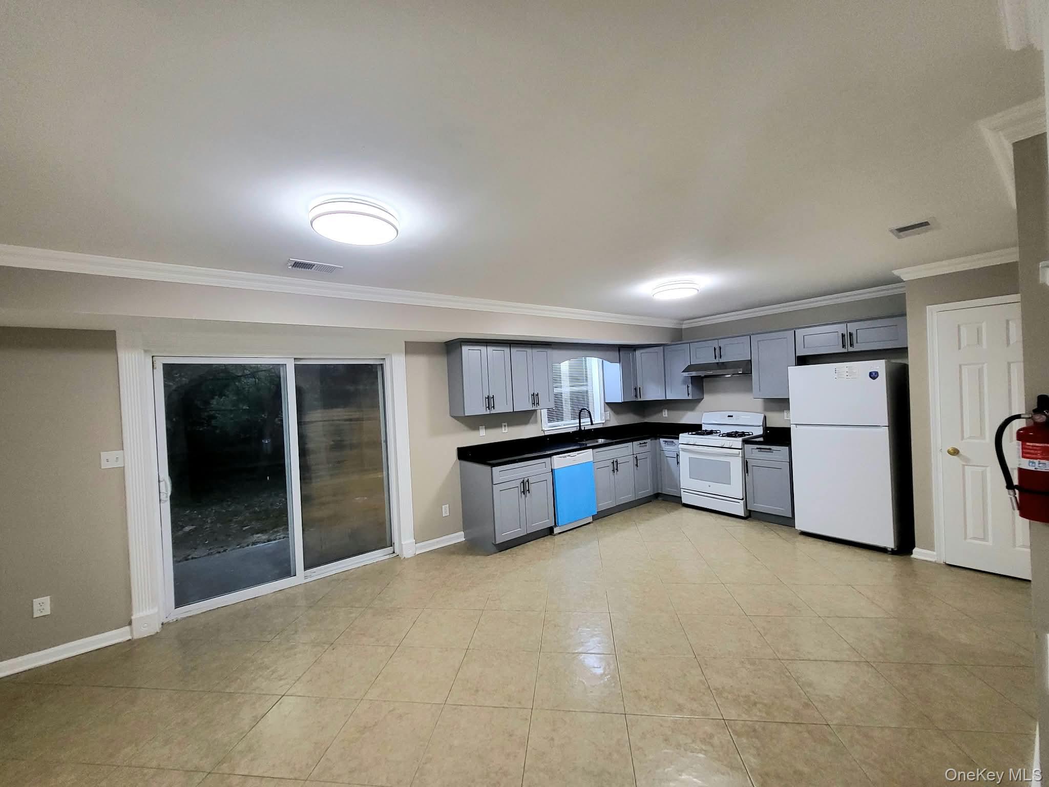 17 Blanchard Street – For Rent photo 3