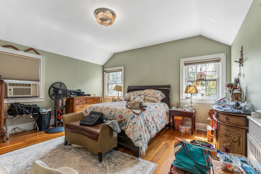 20 Huron Road – For Sale photo 6