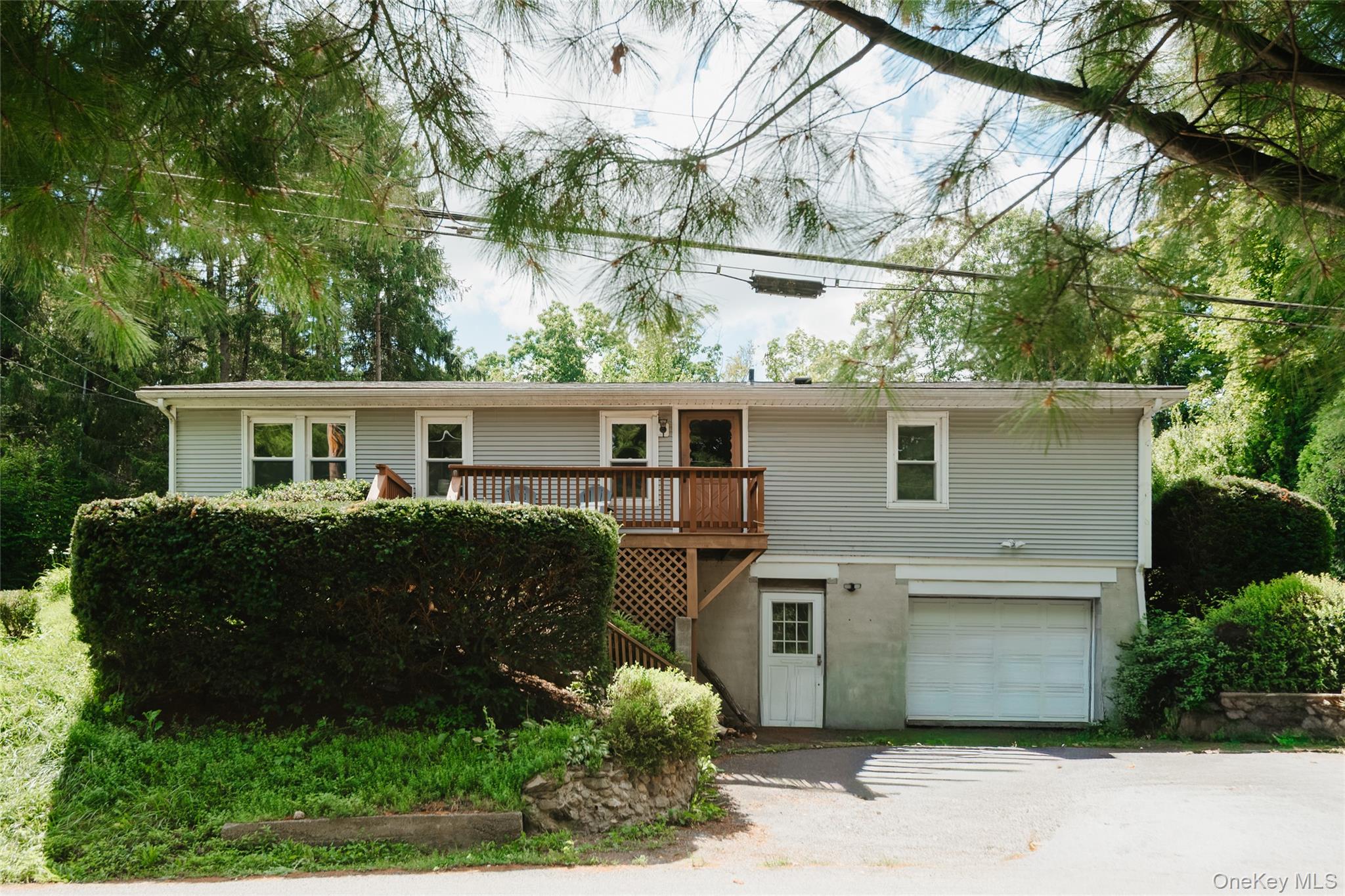 90 Lake Amenia Road – For Sale