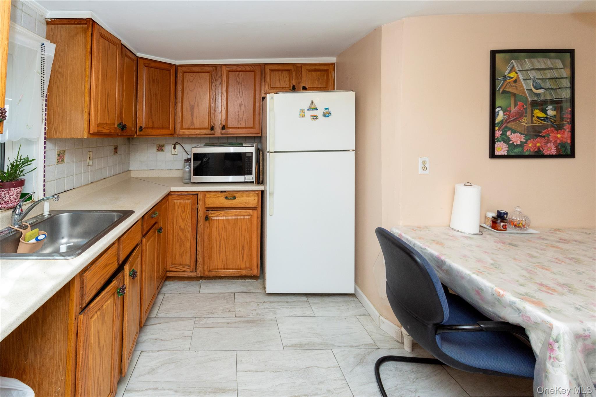 5 Henry Street – For Sale photo 13