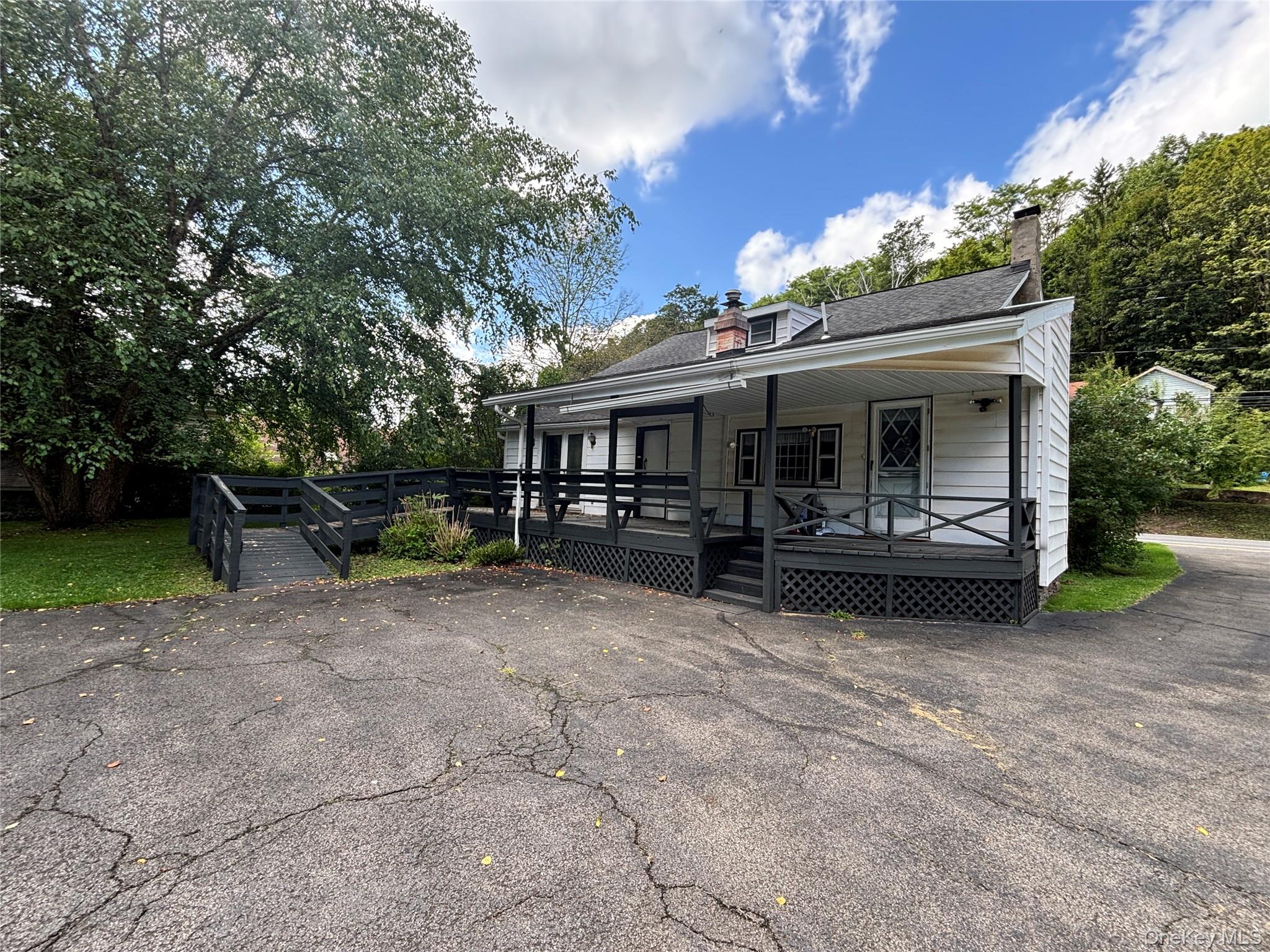 193 Main Street – For Sale photo 2