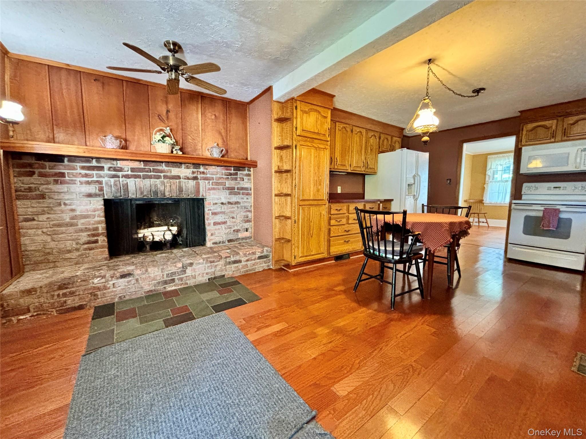 193 Main Street – For Sale photo 11