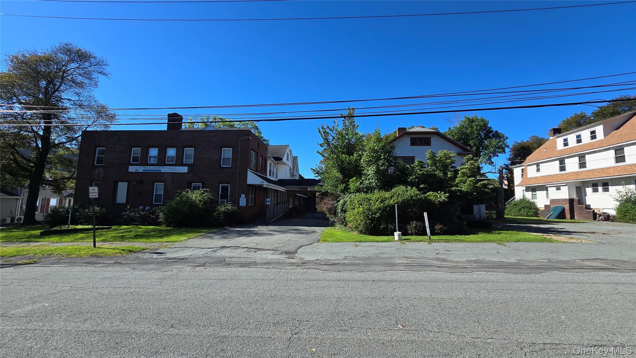 17 Hamilton Avenue – For Sale photo 4