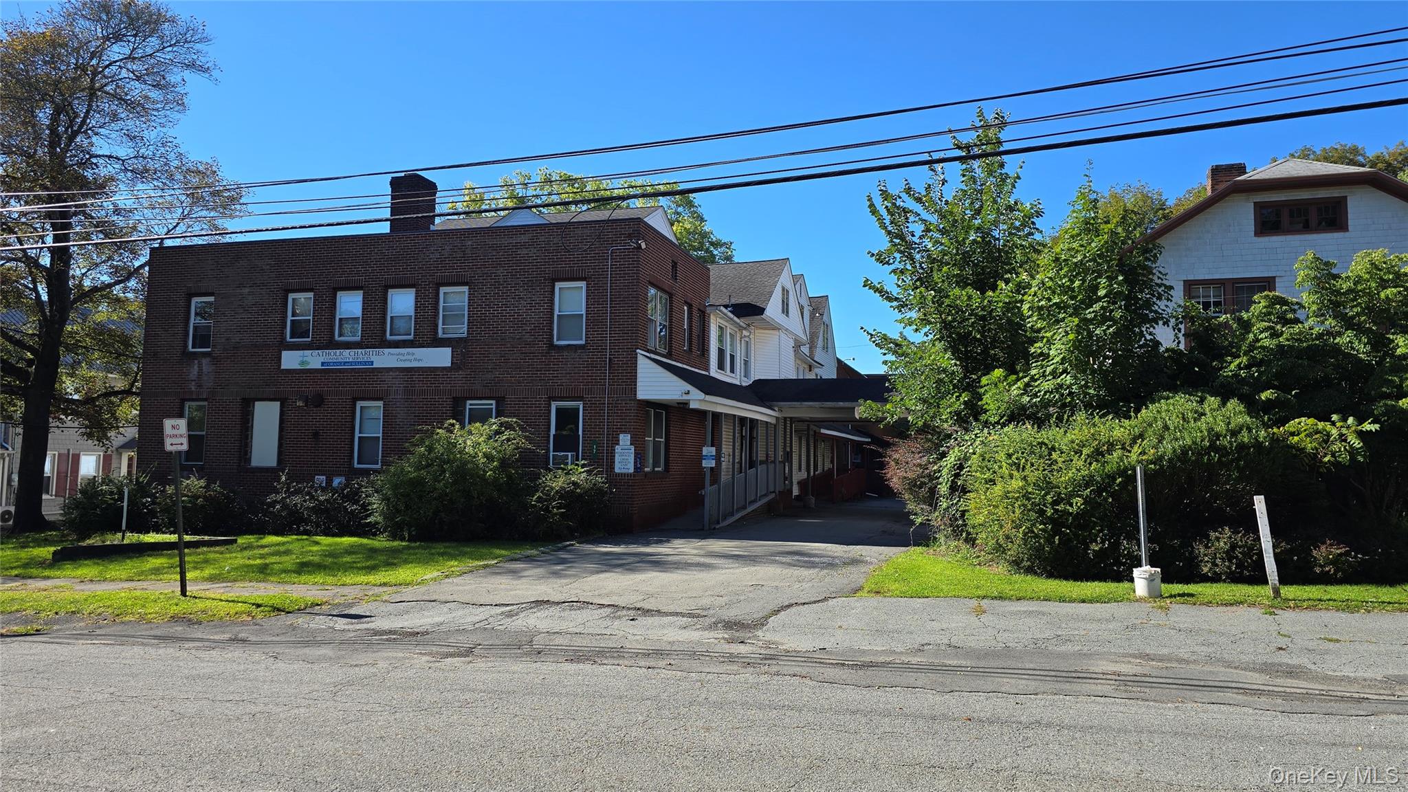 17 Hamilton Avenue – For Sale