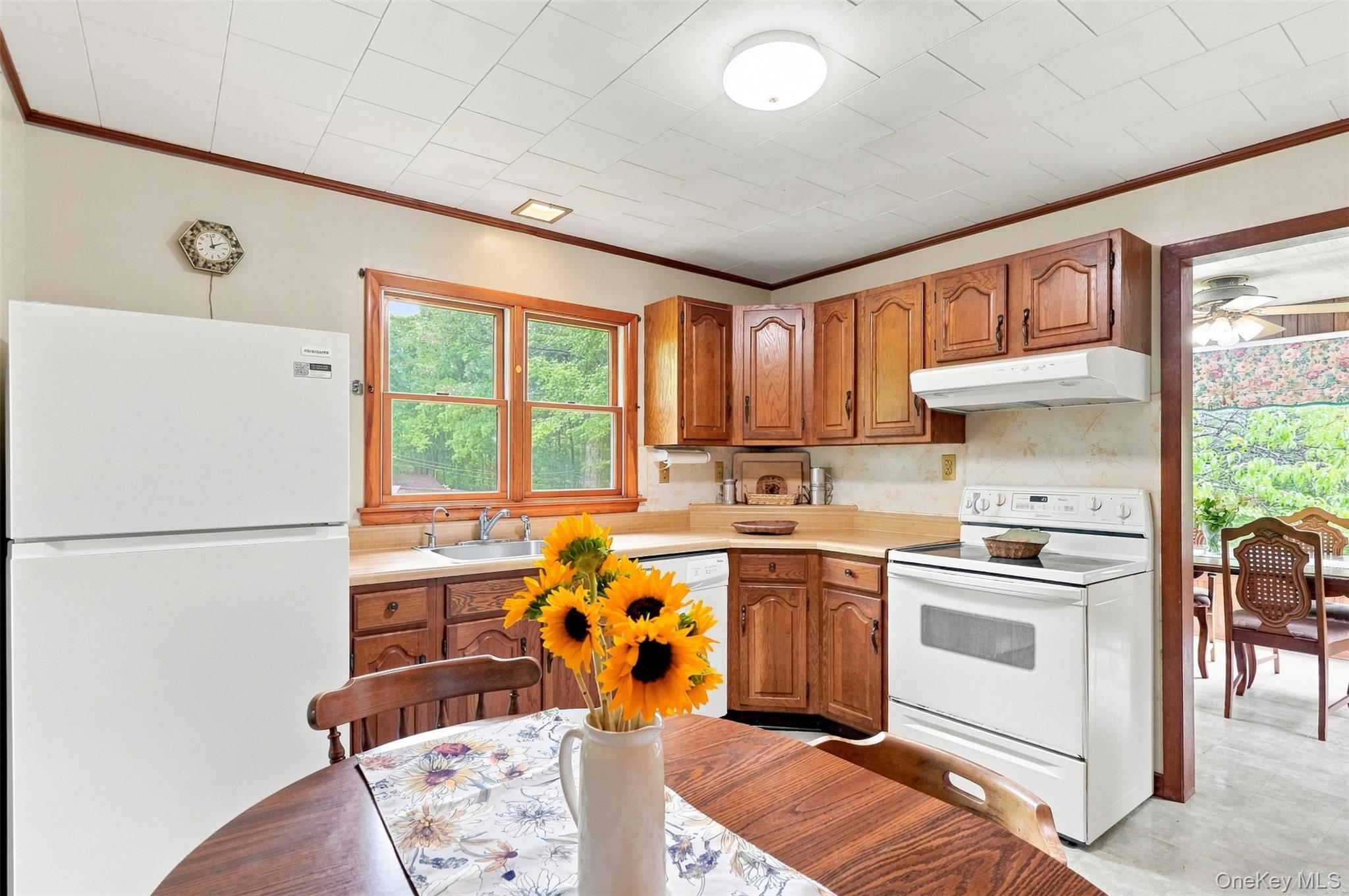 31 Red Barn Road – For Sale photo 14