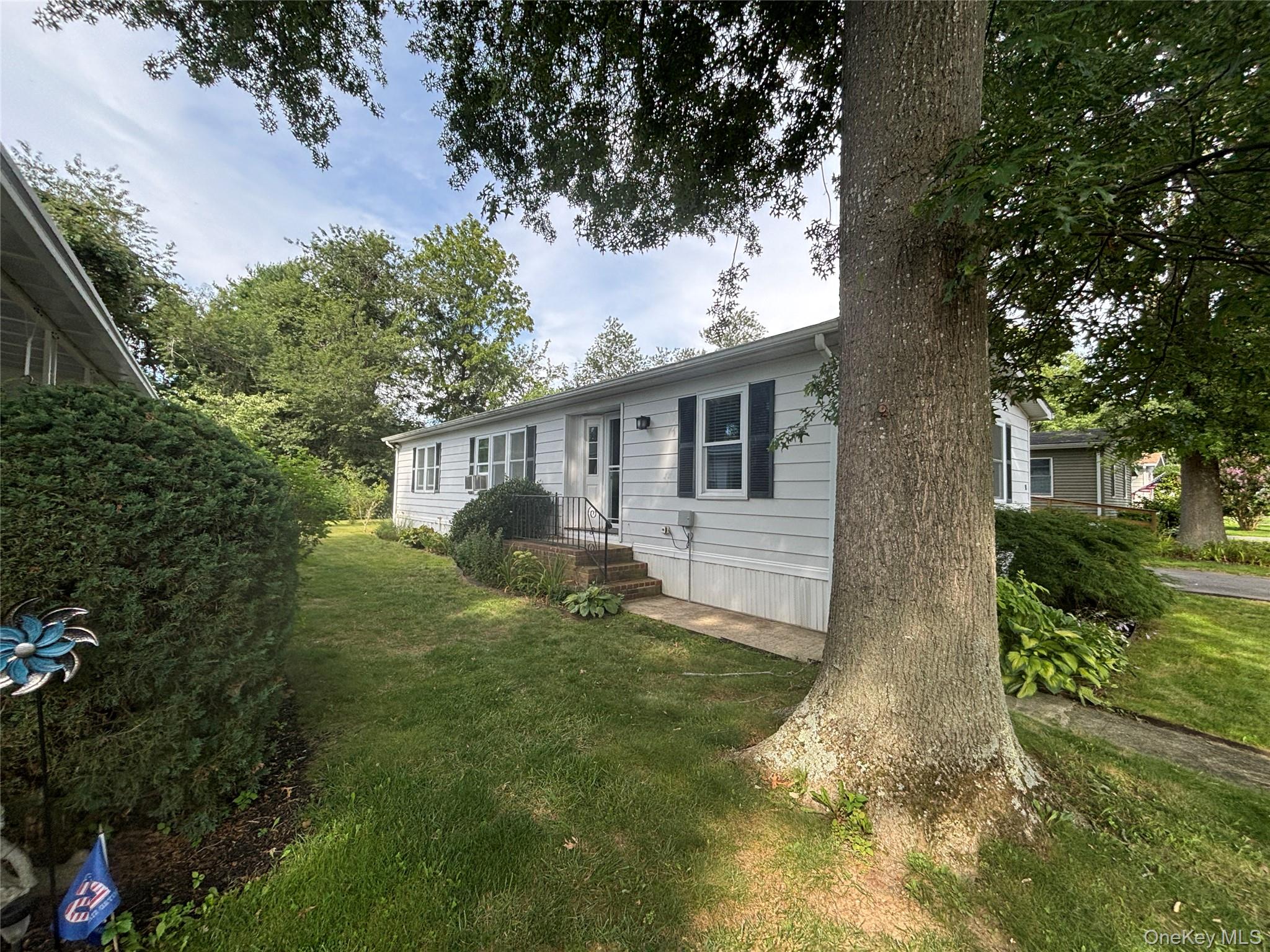 103 West Lane, Unit 12B Witt L photo 2