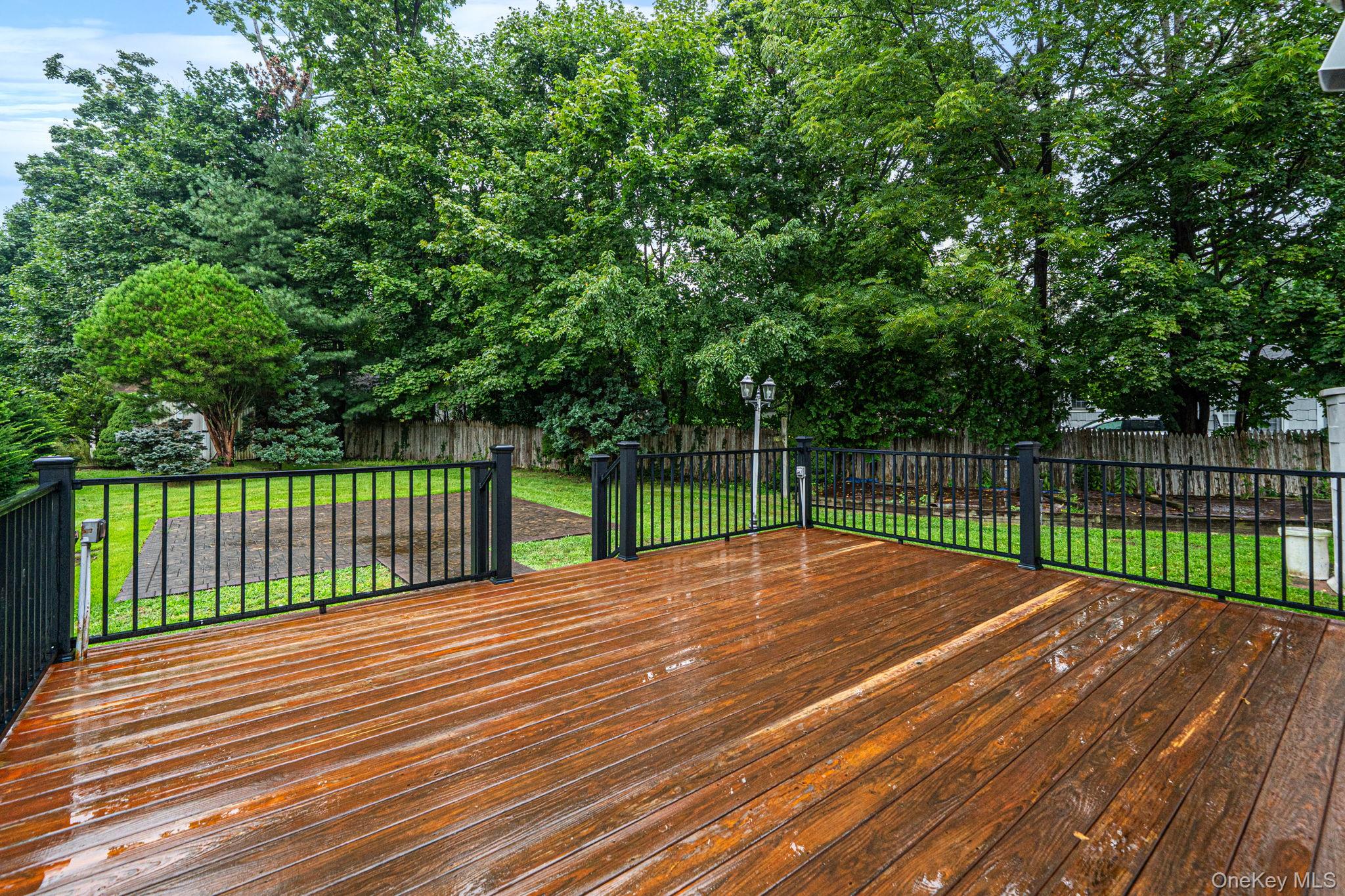 6 North Avenue – For Sale photo 8