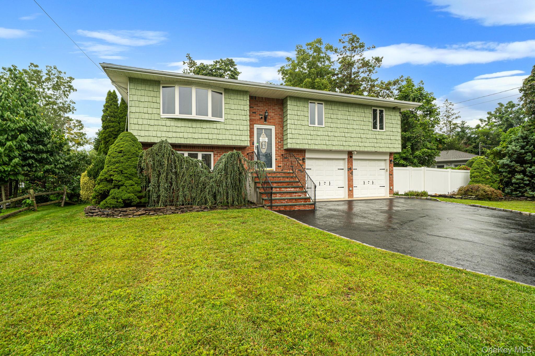 6 North Avenue – For Sale photo 4